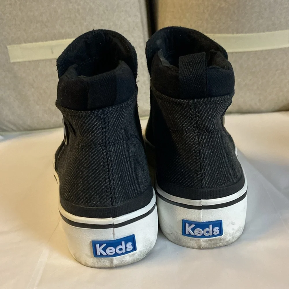Keds‎ women’s size 8.5 black suede leather and tweed Cooper Slip On Sneakers